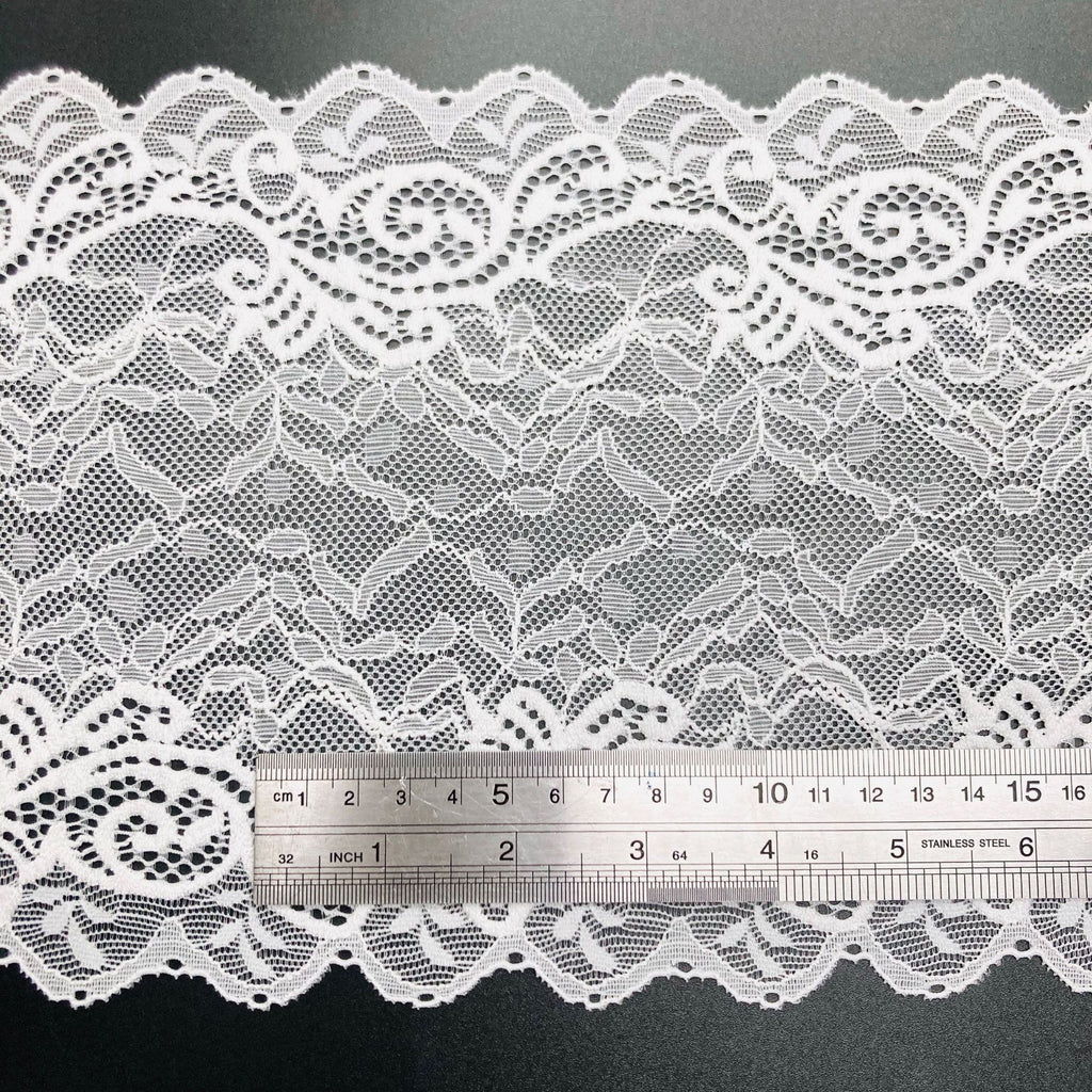Leaf Stretch Nylon-Spandex Lace Trim — fabric photo 3