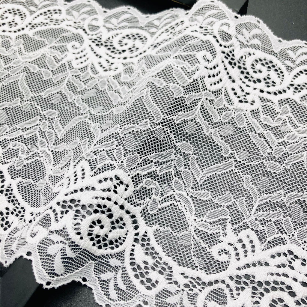Leaf Stretch Nylon-Spandex Lace Trim — fabric photo 4