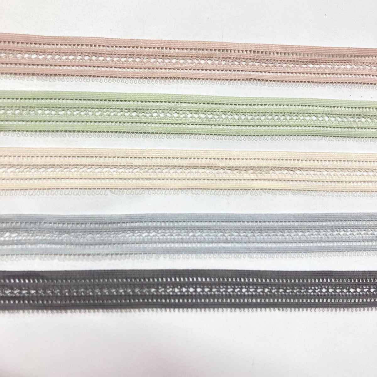 Nylon Elastic Band 2.5 cm — fabric photo 2