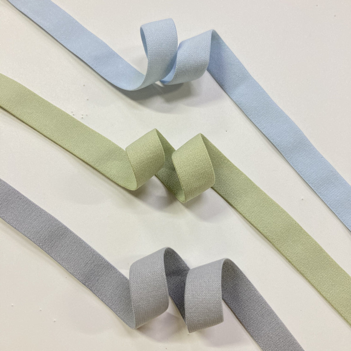 Nylon Elastic Band 1.5 cm — fabric photo 2