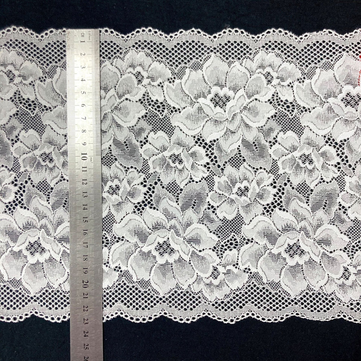Leaf Stretch Nylon Lace Trim 23 cm