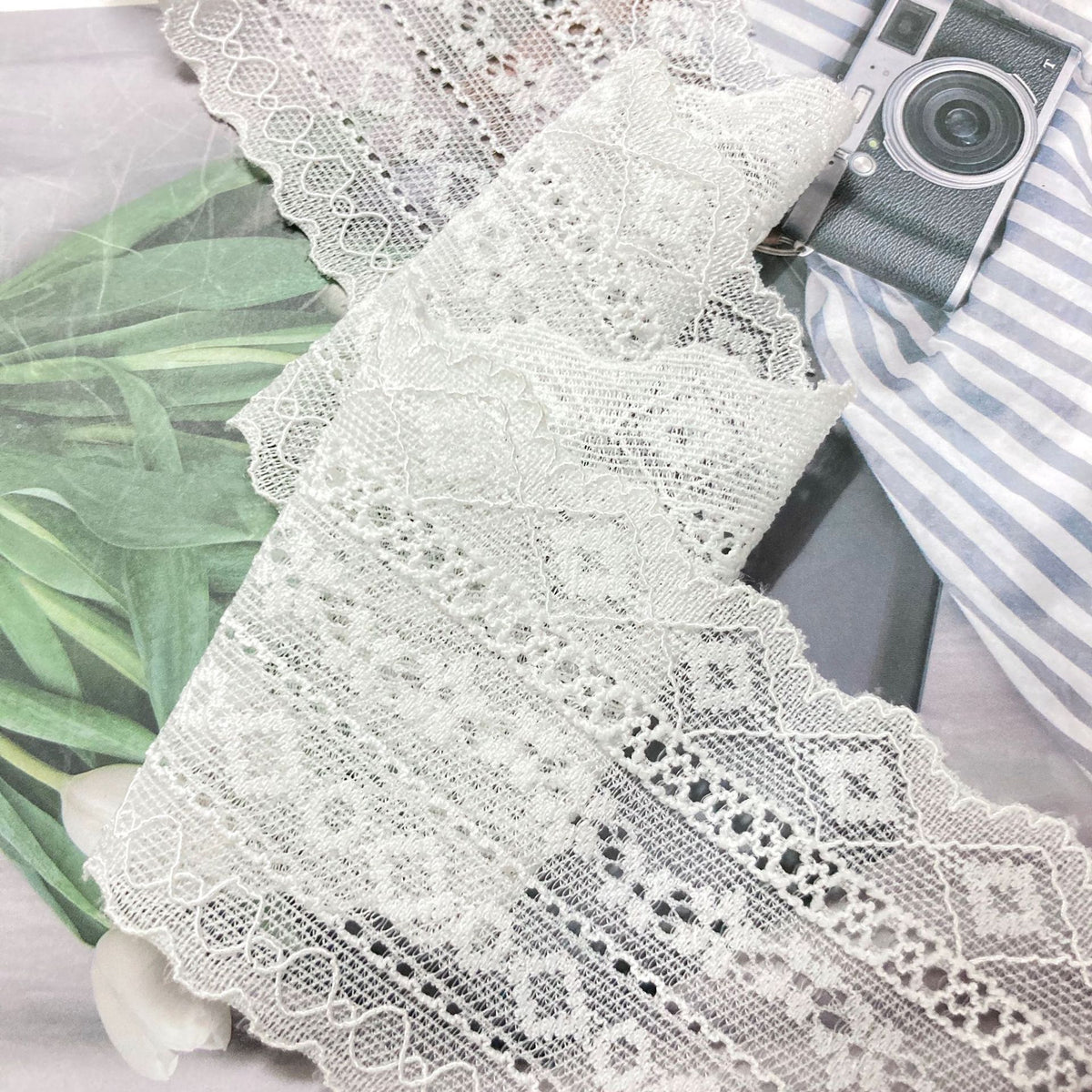 Stretch Lace Trim - Style 78687 — fabric photo 4