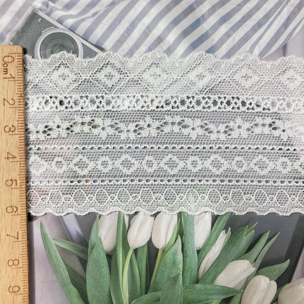 Stretch Lace Trim - Style 78687 — fabric photo 3