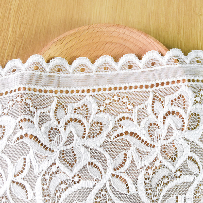 Ruffled Knitted Stretch Lace Trim 22 cm — fabric photo 3