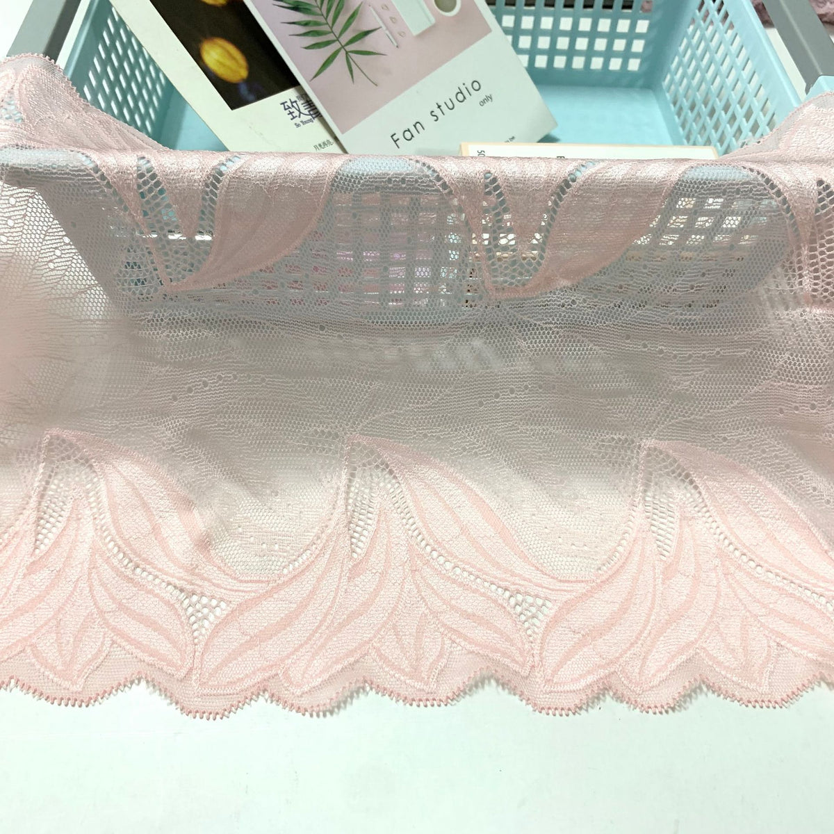 Stretch Nylon Lace Trim 21 cm — fabric photo 5