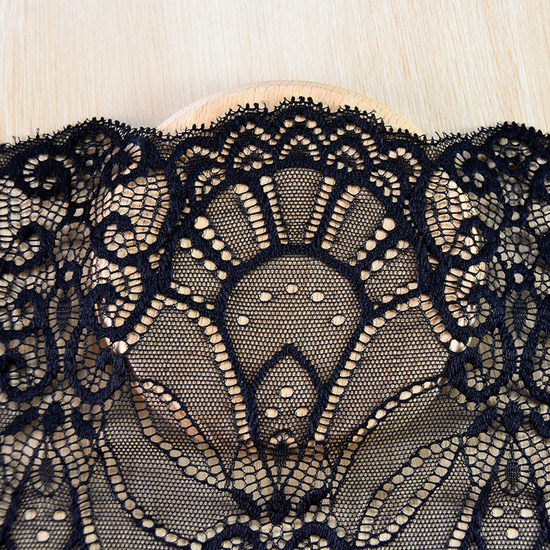 Single-Scallop Picot-Edge Stretch Nylon Lace Trim 18 cm — fabric photo 3