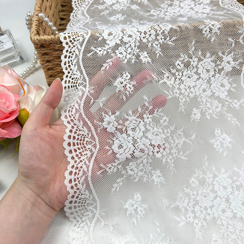 Stretch Nylon-Spandex Lace Trim 24 cm — fabric photo 2