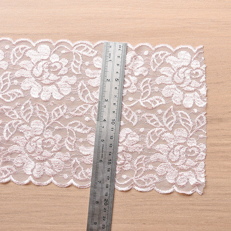 Double-Scallop Wide Stretch Lace Trim 15 cm — fabric photo 3