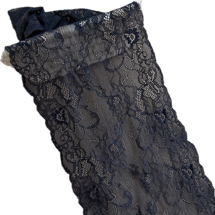 Double-Scallop Picot-Edge Stretch Nylon Lace Trim 18 cm - Style 84543 — fabric photo 4