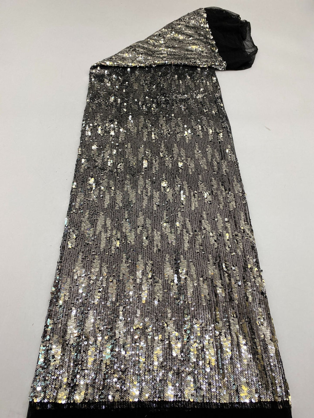 Stretch 3/5 mm Sequin Embroidered Stretch Mesh Fabric – Design 70943 — fabric photo 6