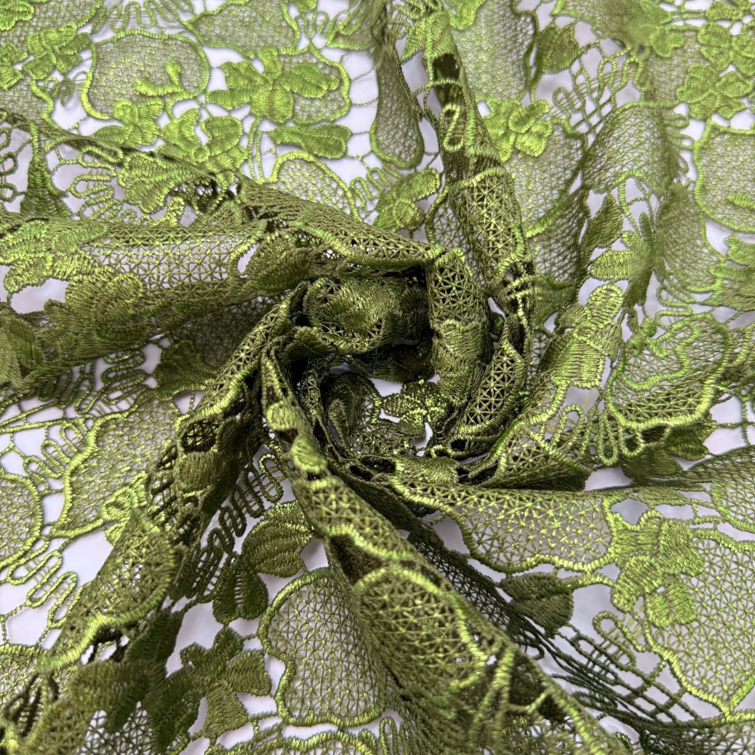 Gold-Thread Cutwork Water-Soluble Lace Fabric – Per Yard — fabric photo 2