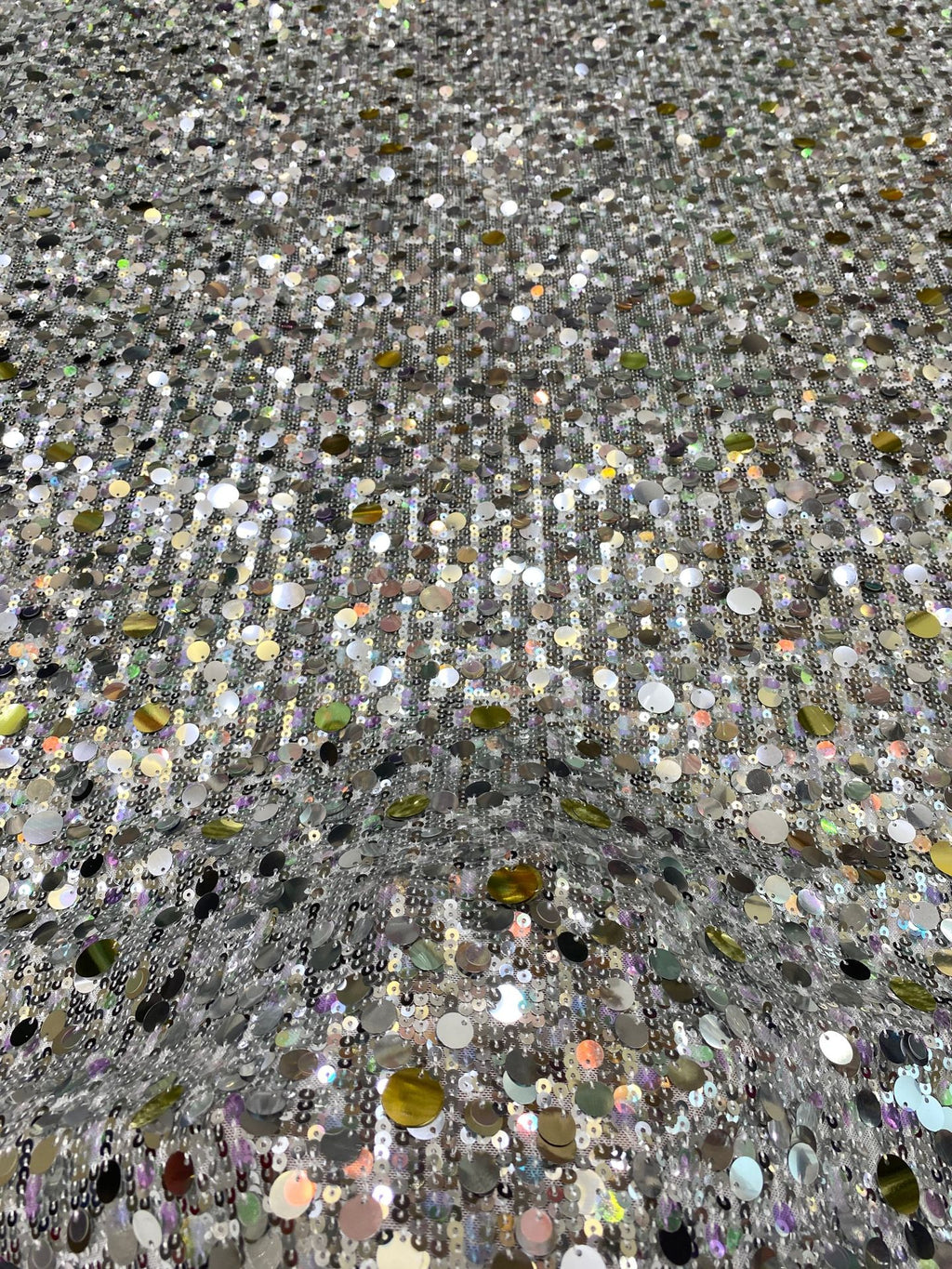 Elastic Mesh with Mixed-Size Sequins — fabric photo 2