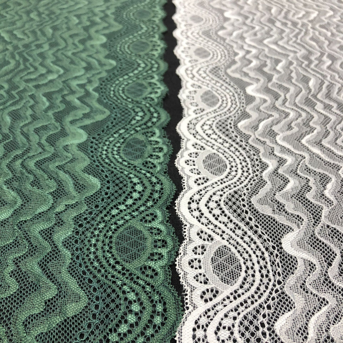 Geometric Stretch Lace Trim 24 cm — fabric photo 2