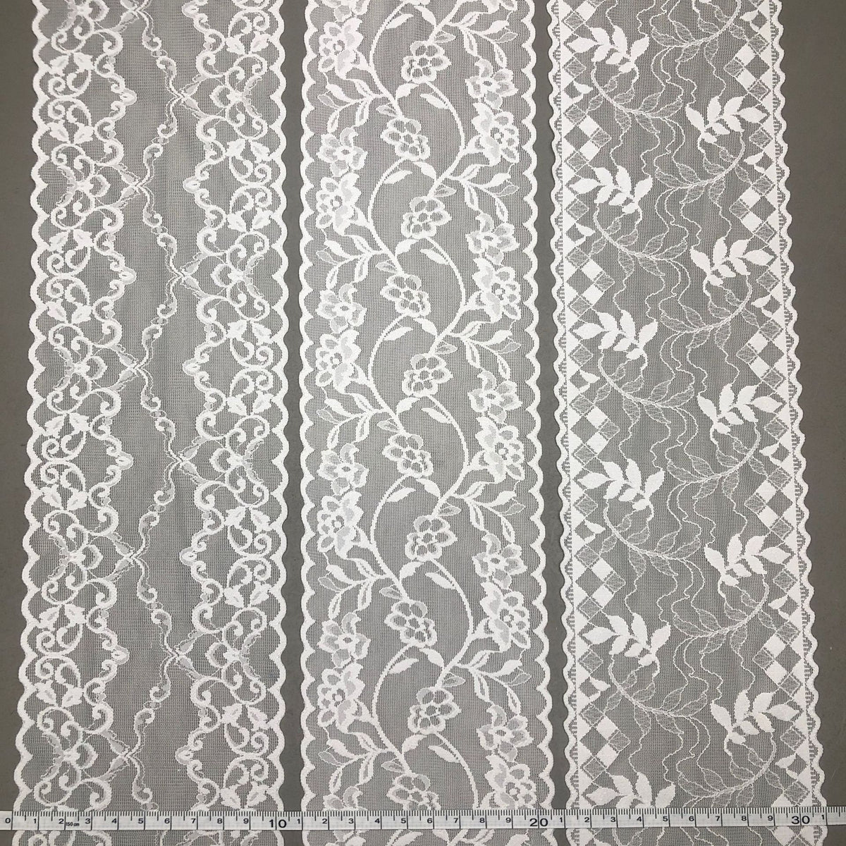 Double-Scallop Stretch Nylon Lace Trim 10 cm