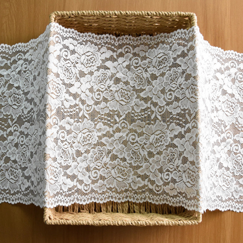 Large Floral Lace Trim 30 cm — fabric photo 3
