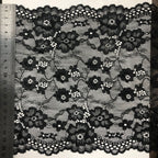 Small Floral Lace Trim 21 cm — fabric photo 3