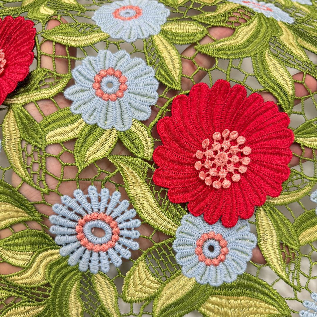 3D Embroidered Water-Soluble Guipure Lace Fabric — fabric photo 2