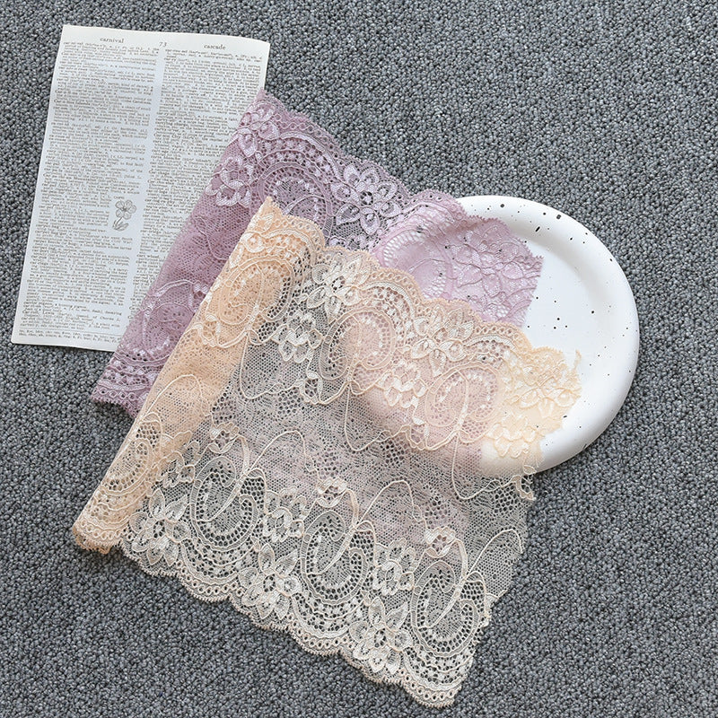 Double-Scallop Lace Trim 18 cm