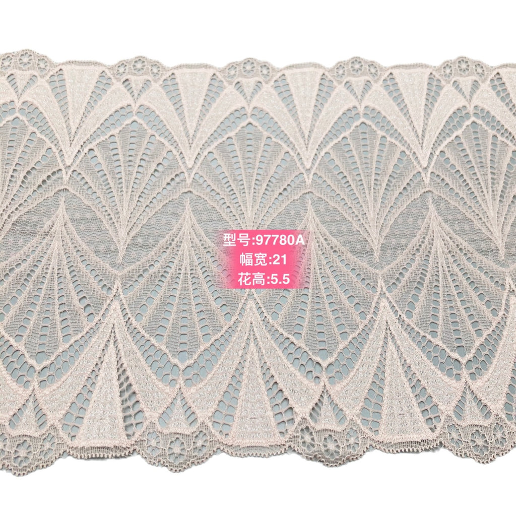 Leaf Picot-Edge Knitted Stretch Nylon-Spandex Lace Trim 21 cm — fabric photo 3