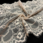 Eyelash Stretch Lace Trim 22 cm — fabric photo 4