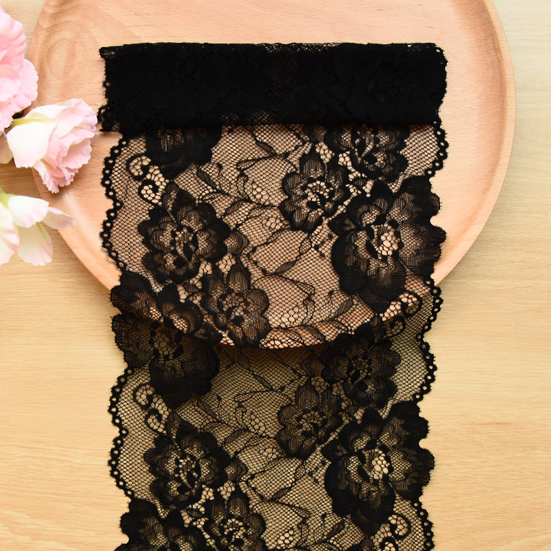 Decorative Lace Trim 22 cm
