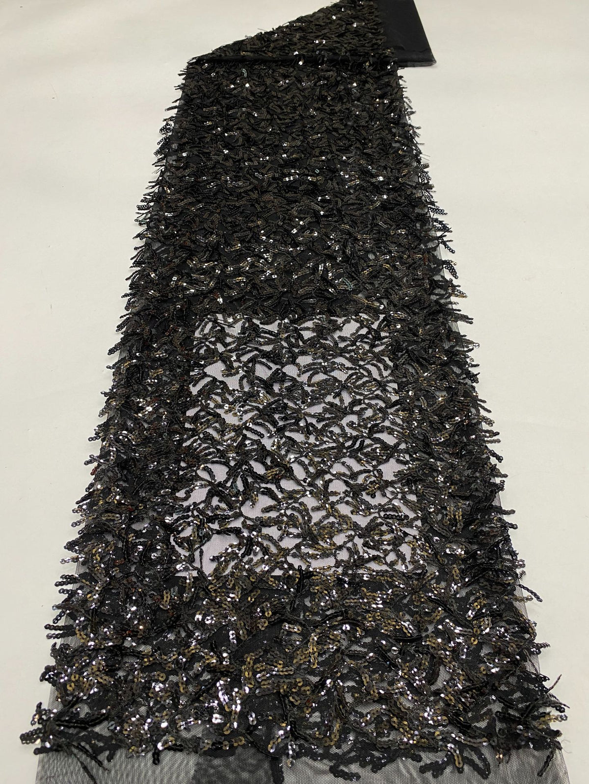 S-Curve Tassel 5mm Sequin Embroidery Fabric — fabric photo 6
