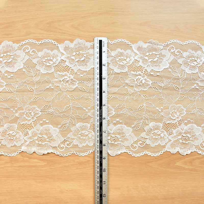 Decorative Lace Trim 22 cm — fabric photo 5