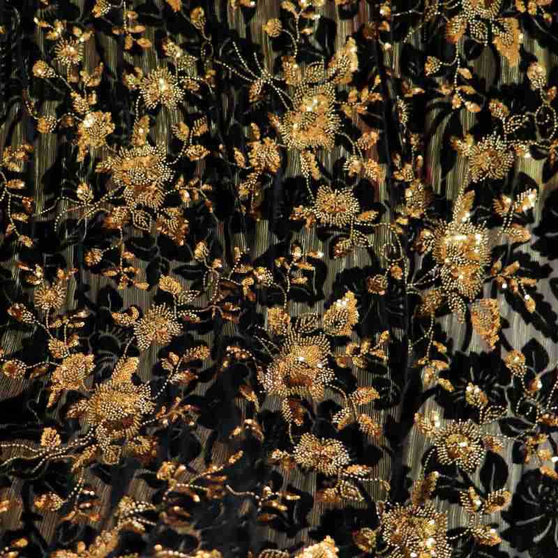 تطريز ثلاثي الأبعاد بالخرز الذهبي والترتر - فاخر لفساتين الزفاف