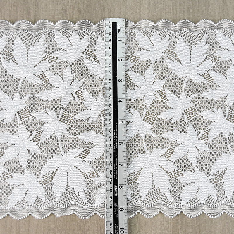 Maple Leaf Wide Lace Trim 24 cm — fabric photo 3