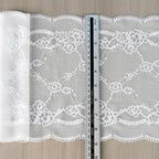 Small Floral Lace Trim 22 cm — fabric photo 2