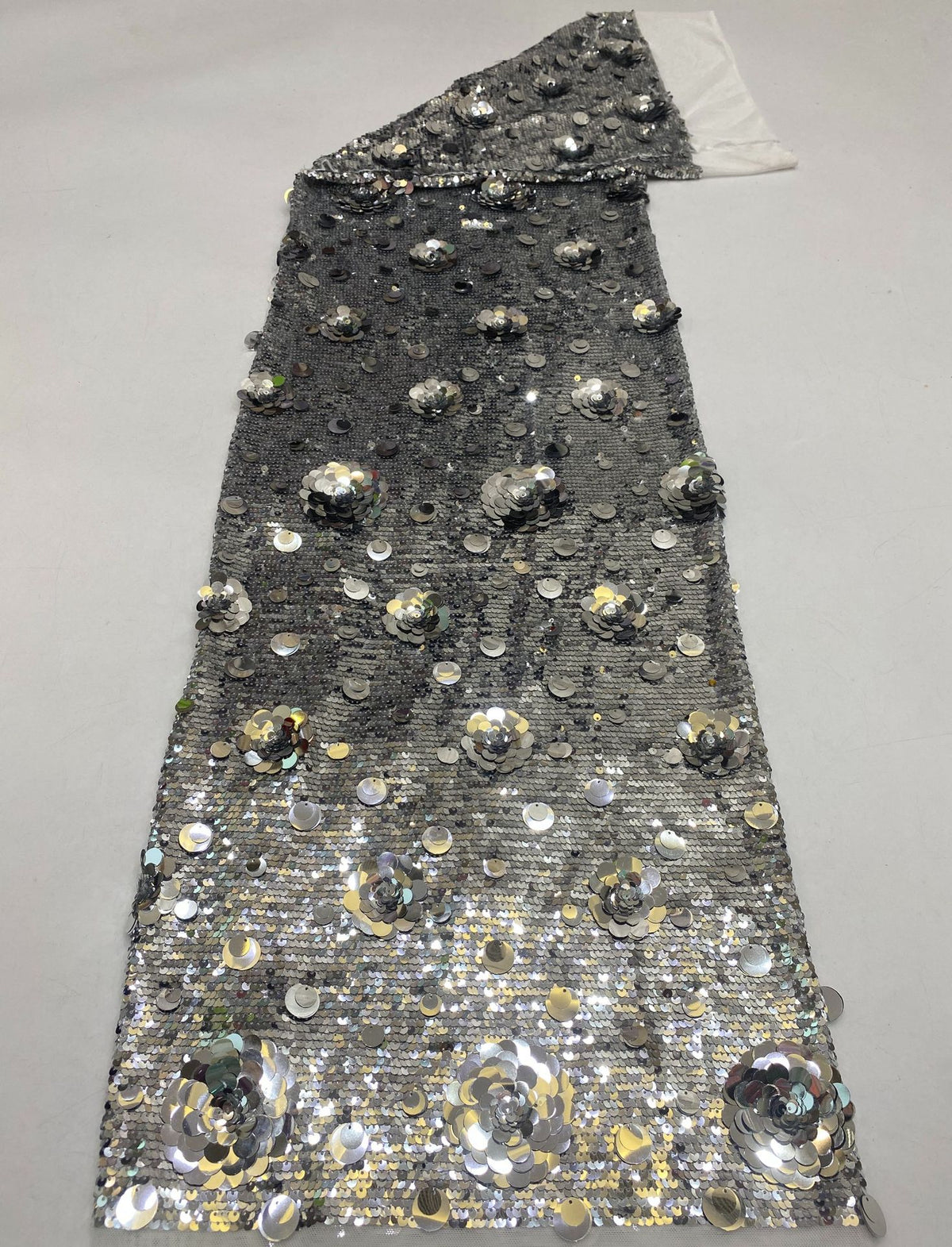 Mixed 5–18mm Sequin Embroidery Fabric — fabric photo 6