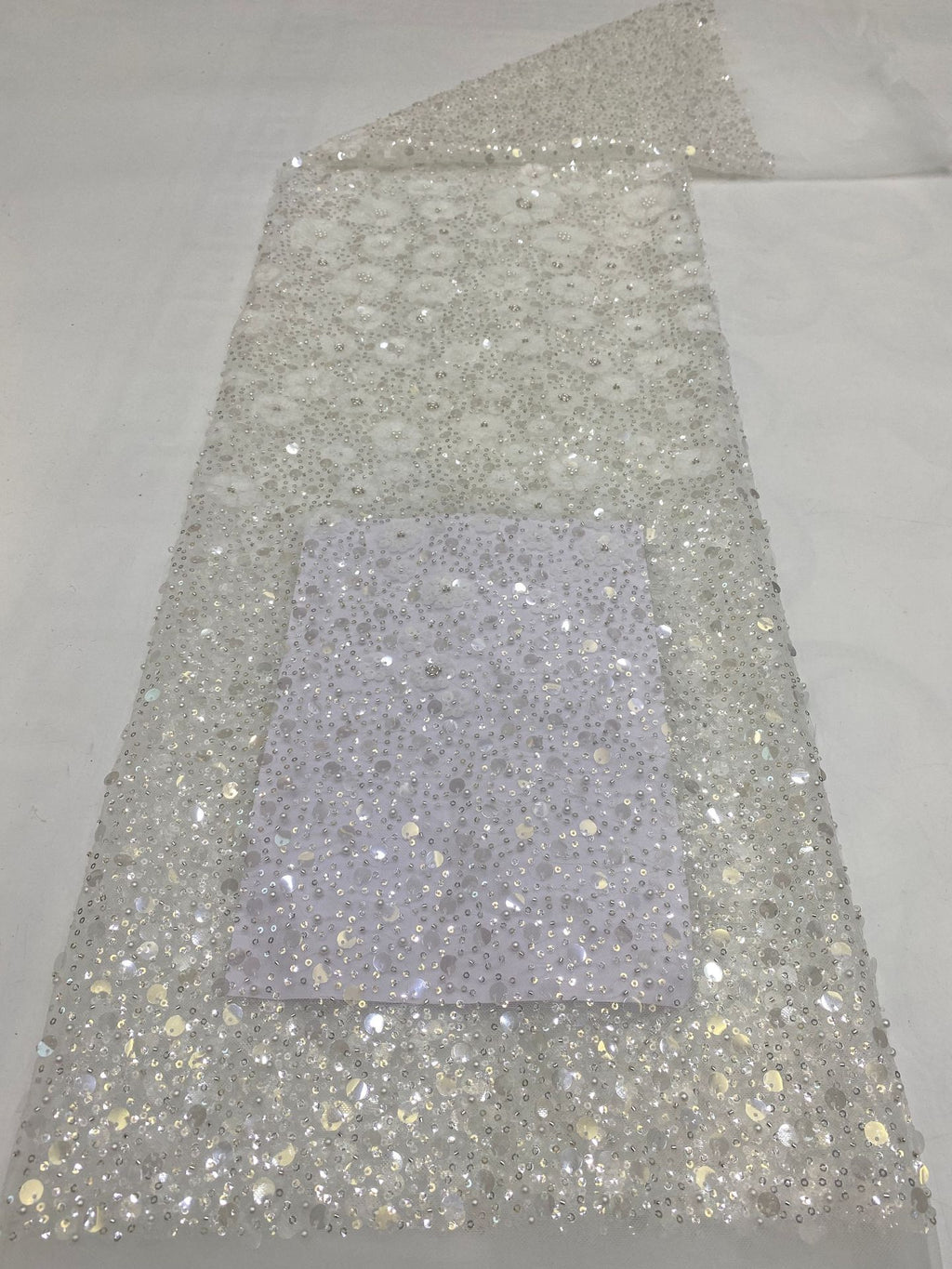 Gradient Foam Bead & 3/7mm Sequin Fabric — fabric photo 2