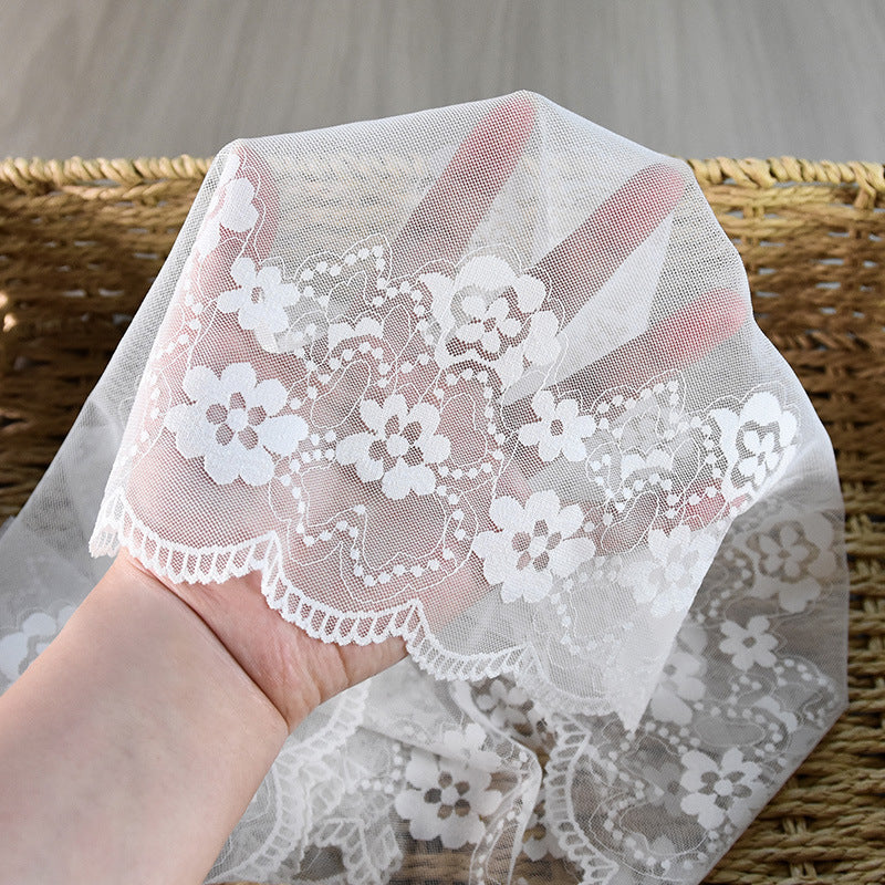 Wide Lace Trim 24 cm — fabric photo 3