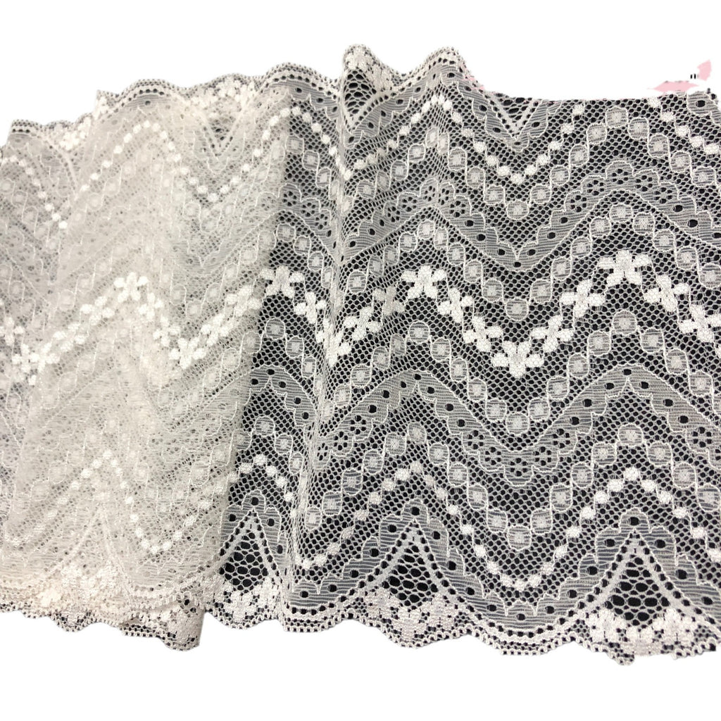 Five-Petal Floral Stretch Lace Trim 18.5 cm — fabric photo 2