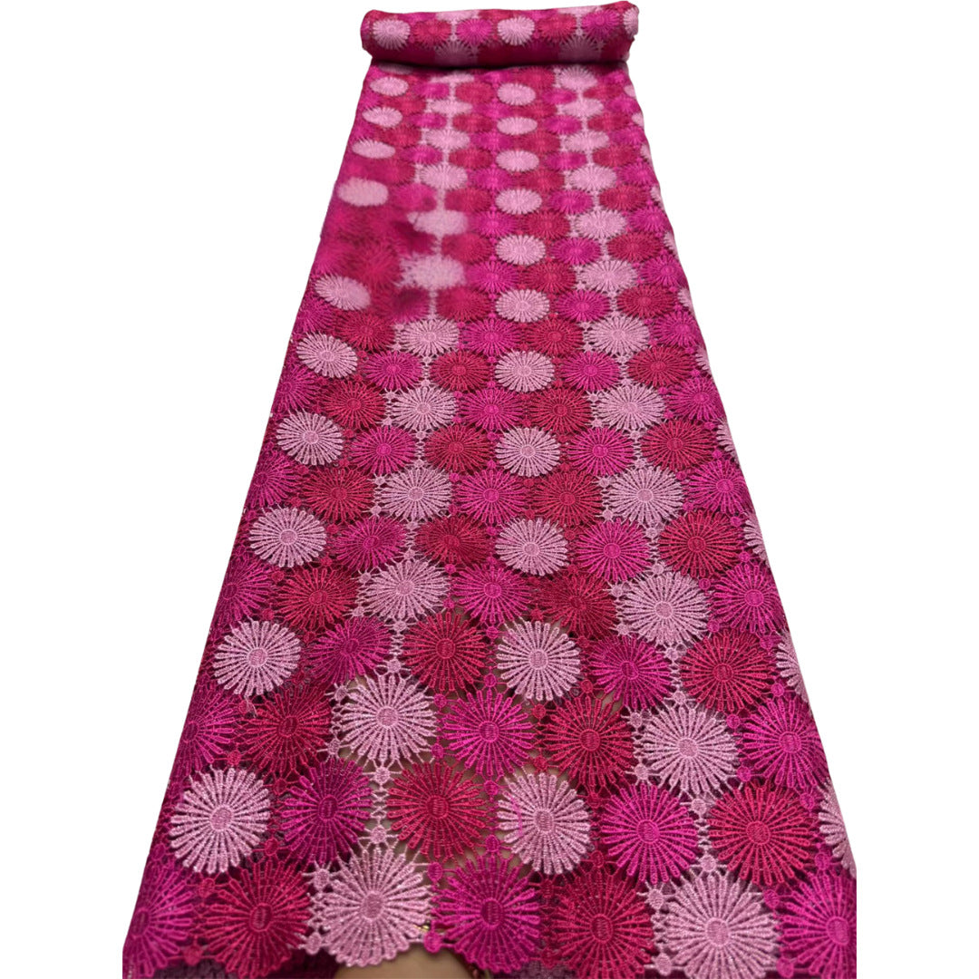 Two-Tone Water-Soluble Floral Milk-Silk Lace Fabric – Per Yard — fabric photo 4
