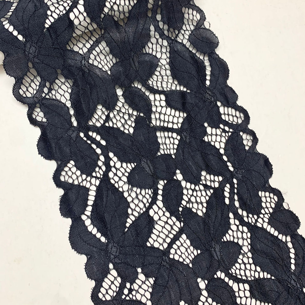 Leaf Double-Scallop Nylon Lace Trim 18 cm