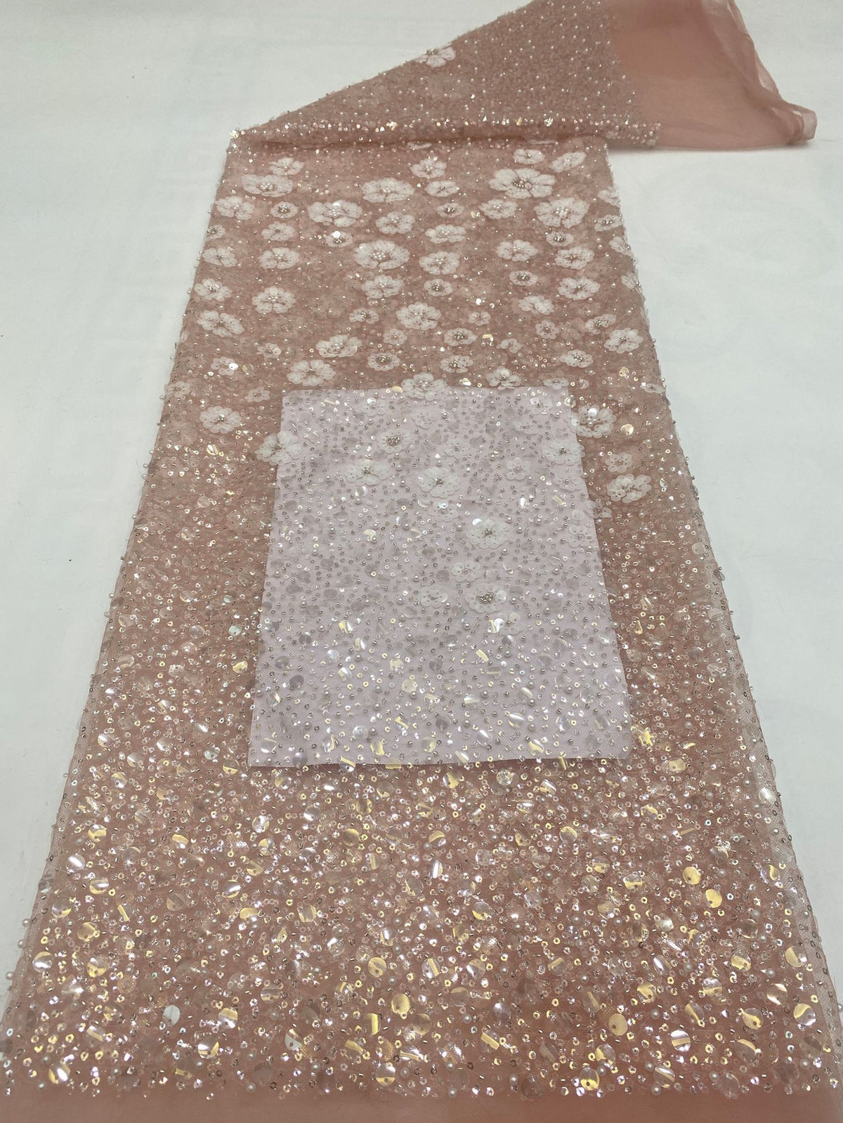 Gradient Foam Bead & 3/7mm Sequin Fabric — fabric photo 3