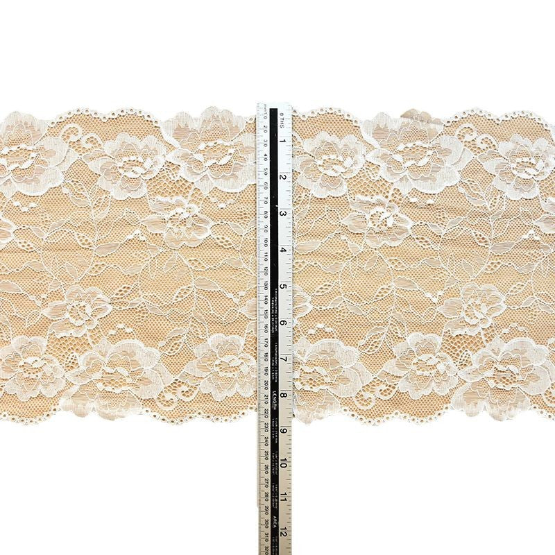 Decorative Lace Trim 22 cm — fabric photo 4