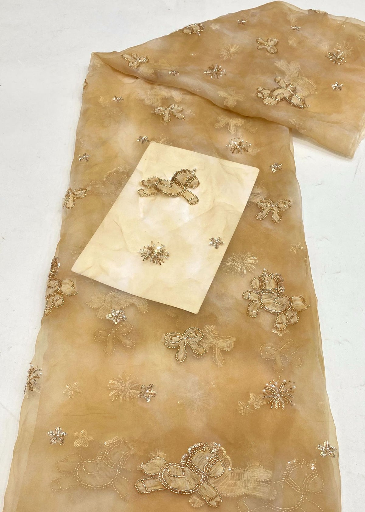 Printed Ribbon Bugle Bead Sequin Organza — fabric photo 6