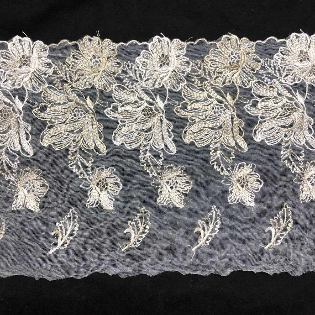 Water-Soluble Embroidered Lace Trim 14 cm