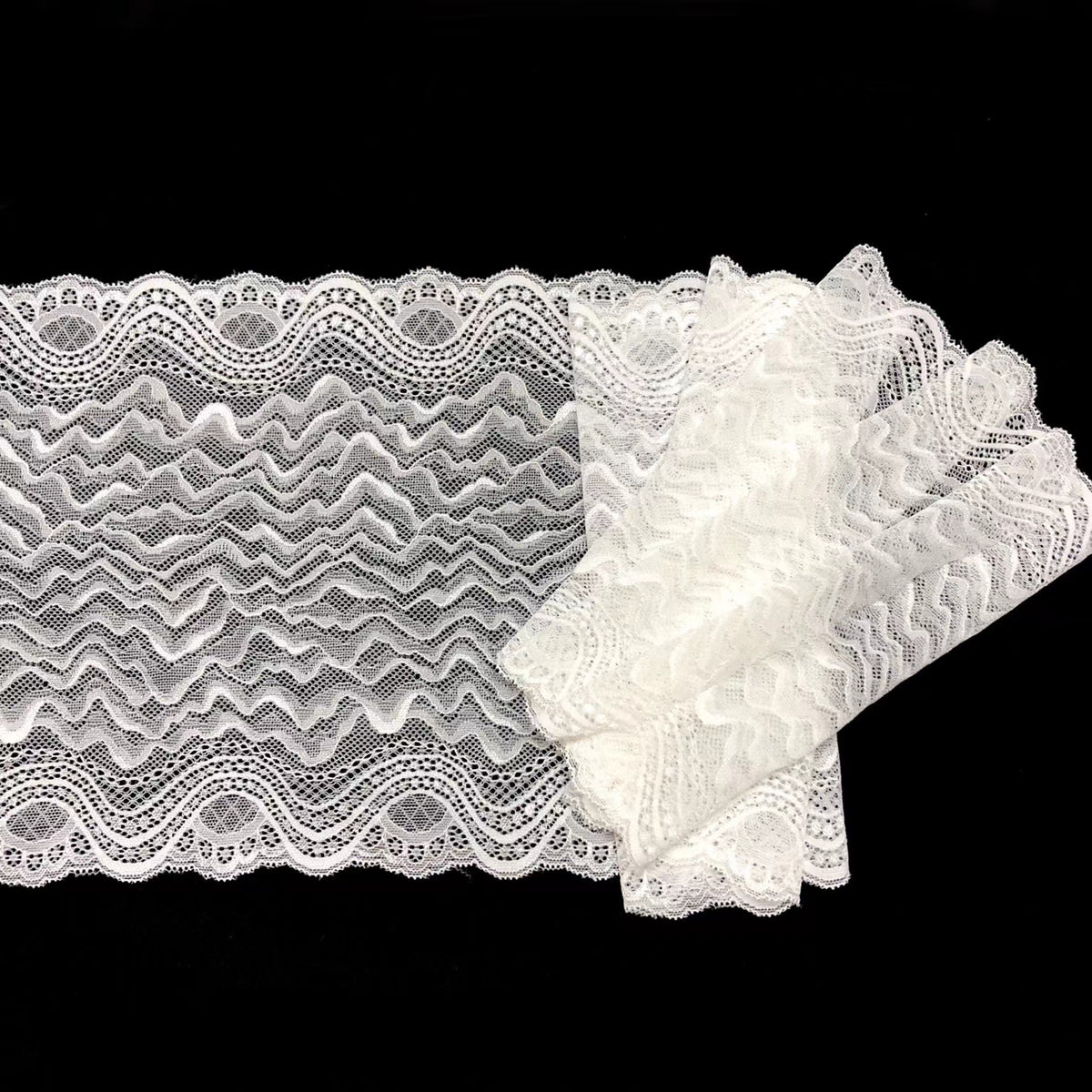 Geometric Stretch Lace Trim 24 cm — fabric photo 6