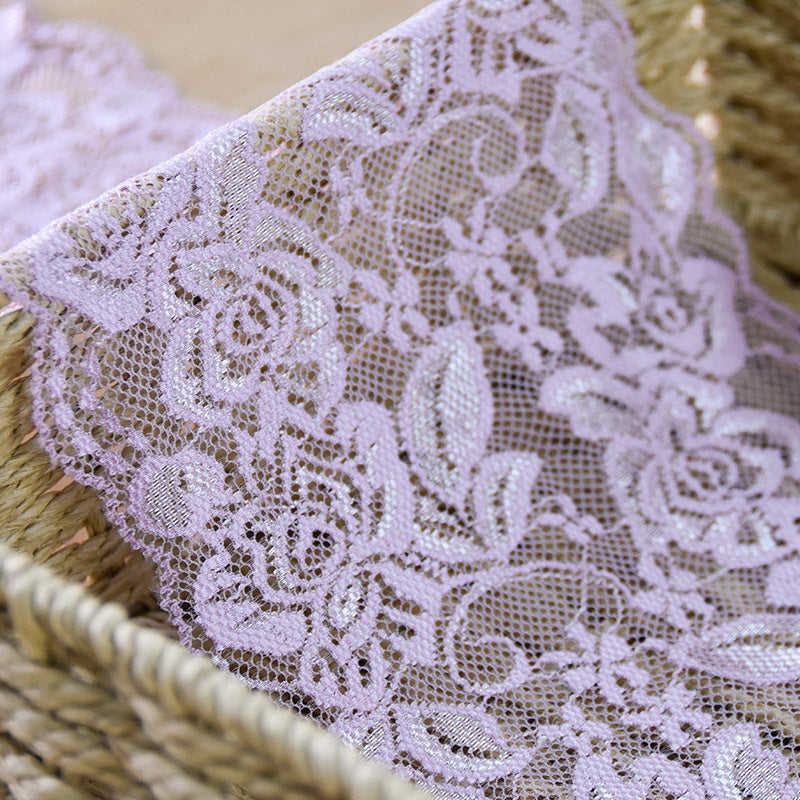 Double-Scallop Picot-Edge Stretch Nylon Lace Trim 15 cm — fabric photo 2