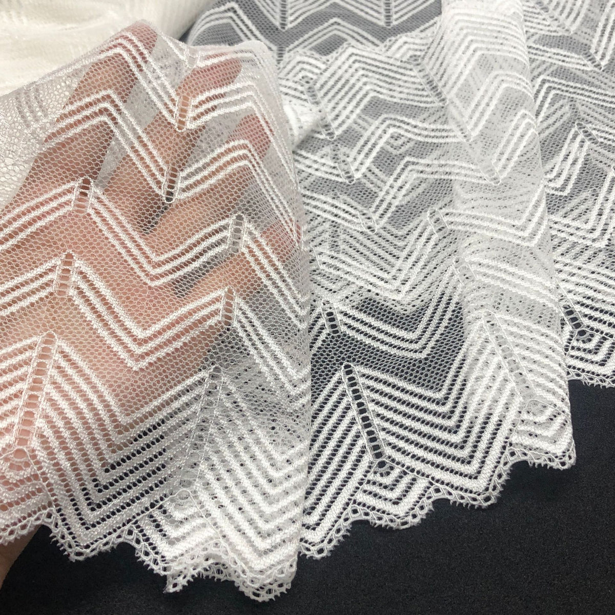 Geometric Corded Lace Trim - 18 cm and 22 cm