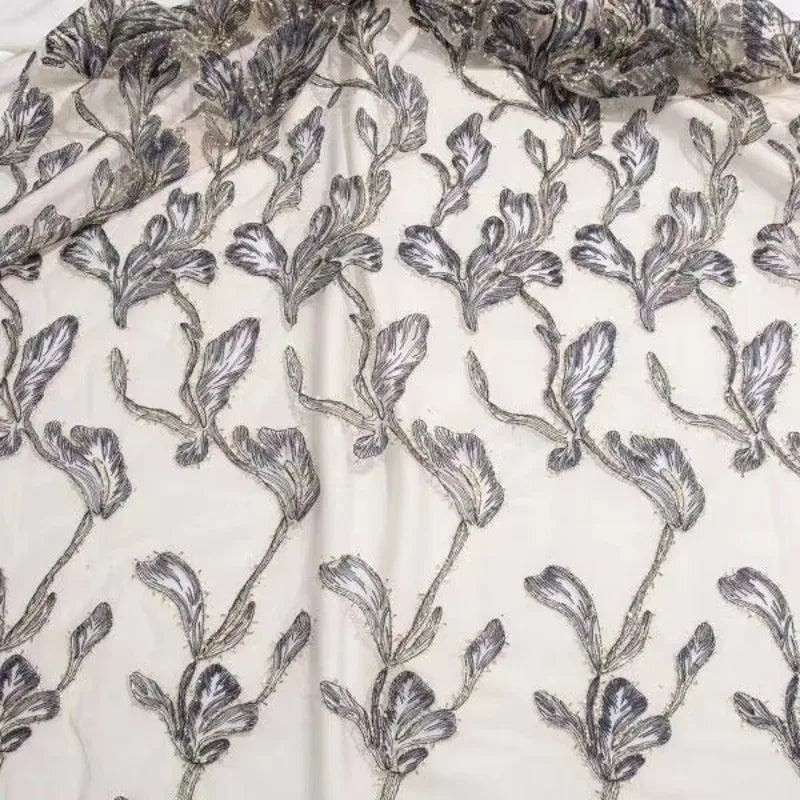 زي هانفو القديم بخيط ذهبي وزهرة البوق مطرزة بدانتيل من القماش الشبكي لفستان تنكرية يمكنك صنعه بنفسك وديكور زفاف