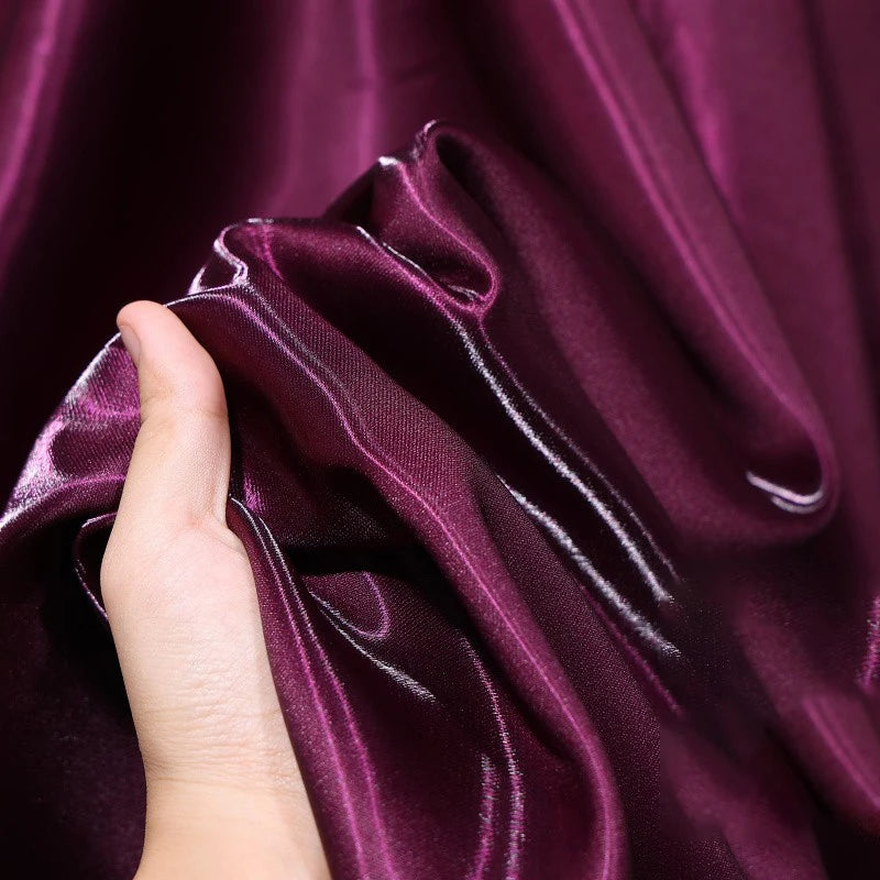 قماش ساتان مائي سائل، حرير كريستالي سميك، ساتان طبيعي عاكس، فستان زفاف، خلفية زخرفية، ملابس مصممة 