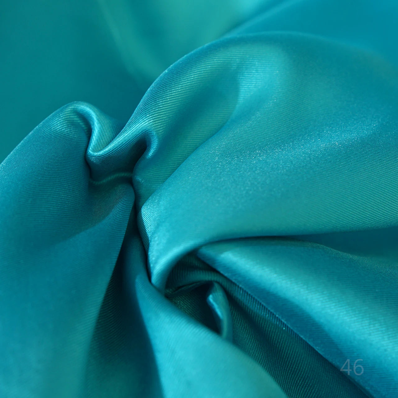 Tela de satén de sarga Mikado gris crujiente cosida para vestido de novia, vestido de fiesta, vestido de dama de honor, tela DIY hecha a mano