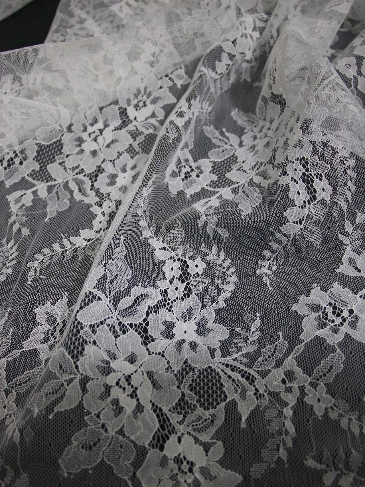 فستان زفاف من قماش الدانتيل عالي الجودة بعرض 1.6 متر، قماش ملابس، مفرش طاولة، ستائر، إكسسوارات بيضاء مصممة