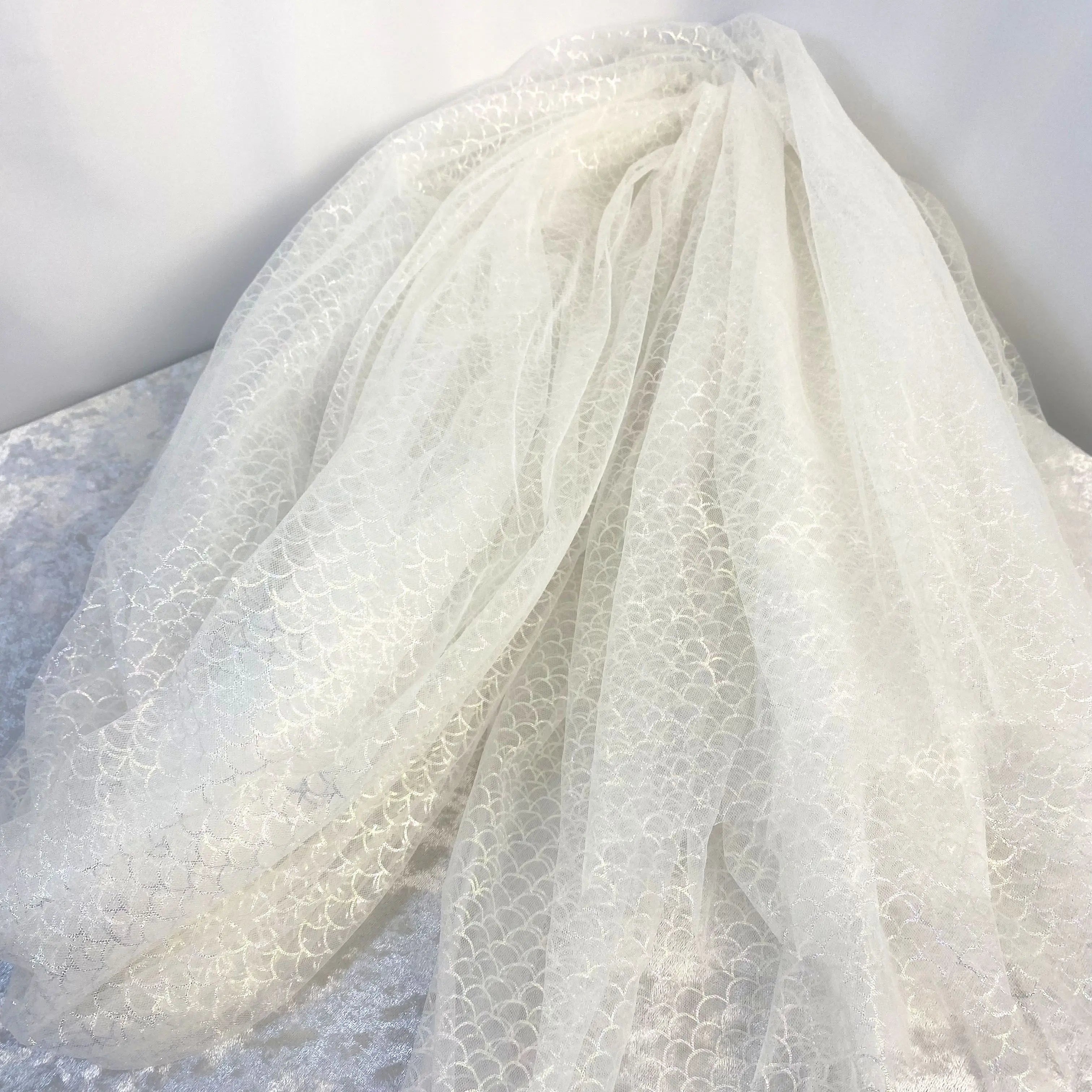 Fish scale iridescent net fabric suitable for wedding dresses formal gowns puff skirts and stage costumes
