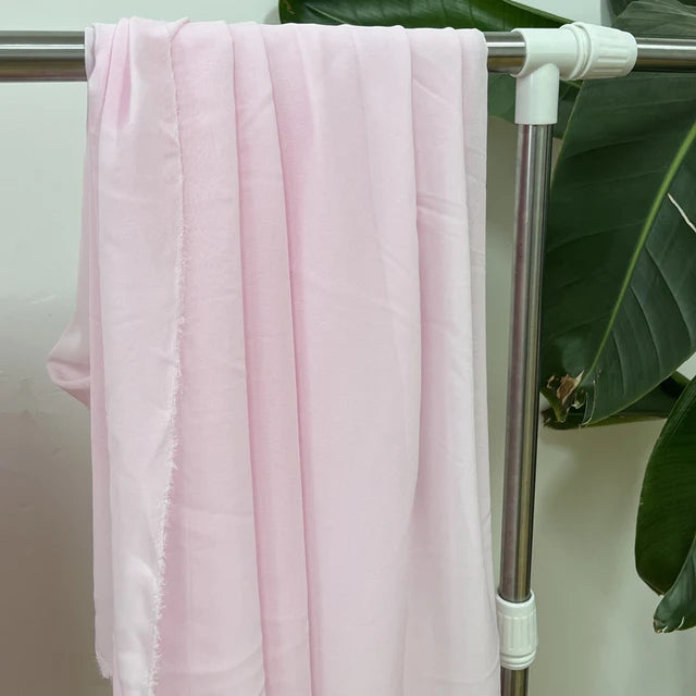 قماش شيفون للفساتين والتنانير والقمصان والملابس والديكورات ومشاريع الخياطة اليدوية، باللون الوردي والأرجواني