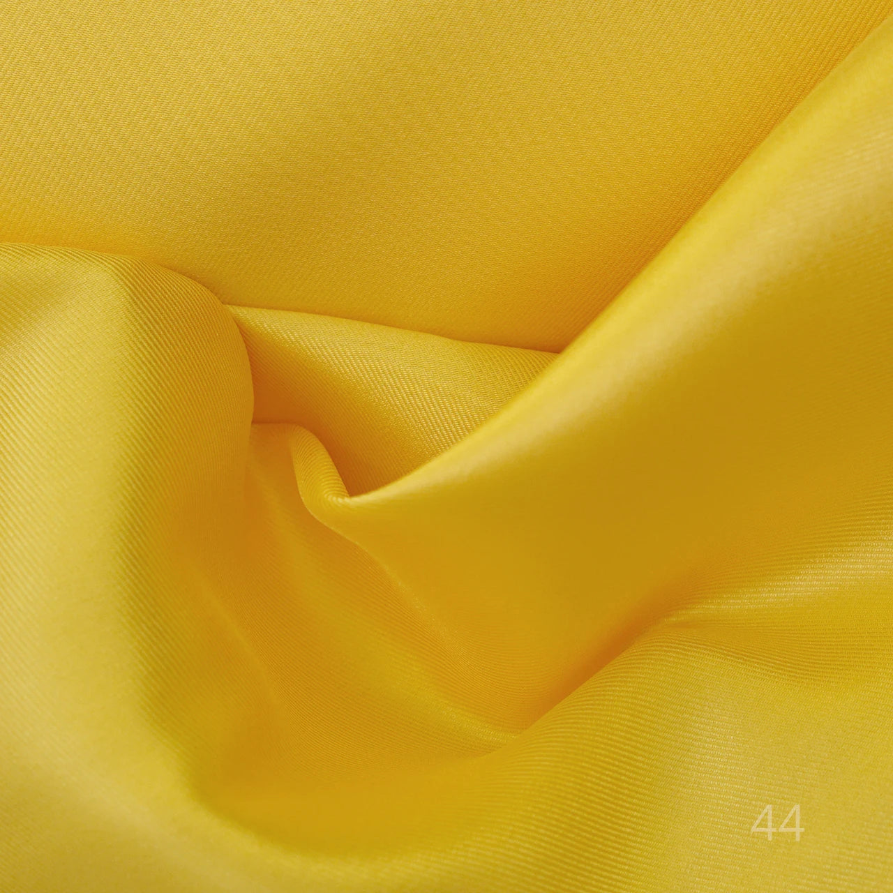 Tela de satén de sarga Mikado gris crujiente cosida para vestido de novia, vestido de fiesta, vestido de dama de honor, tela DIY hecha a mano